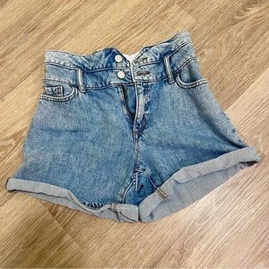 Banana Republic Boyfriend High Rise Denim Short